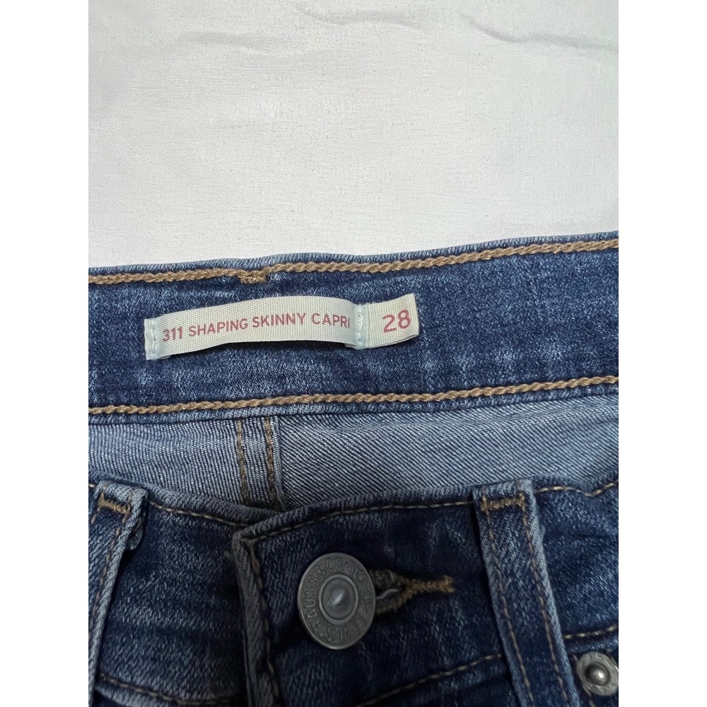Levis 311 Shaping Skinny Capri Jeans Womens 28 Blue Medium Wash Denim Cropped - Picture 3 of 7